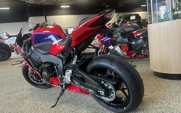 2024 Honda CBR1000RR