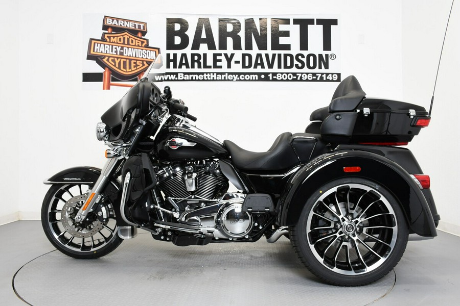 2025 Harley-Davidson® FLHTCUTG Tri Glide® Ultra