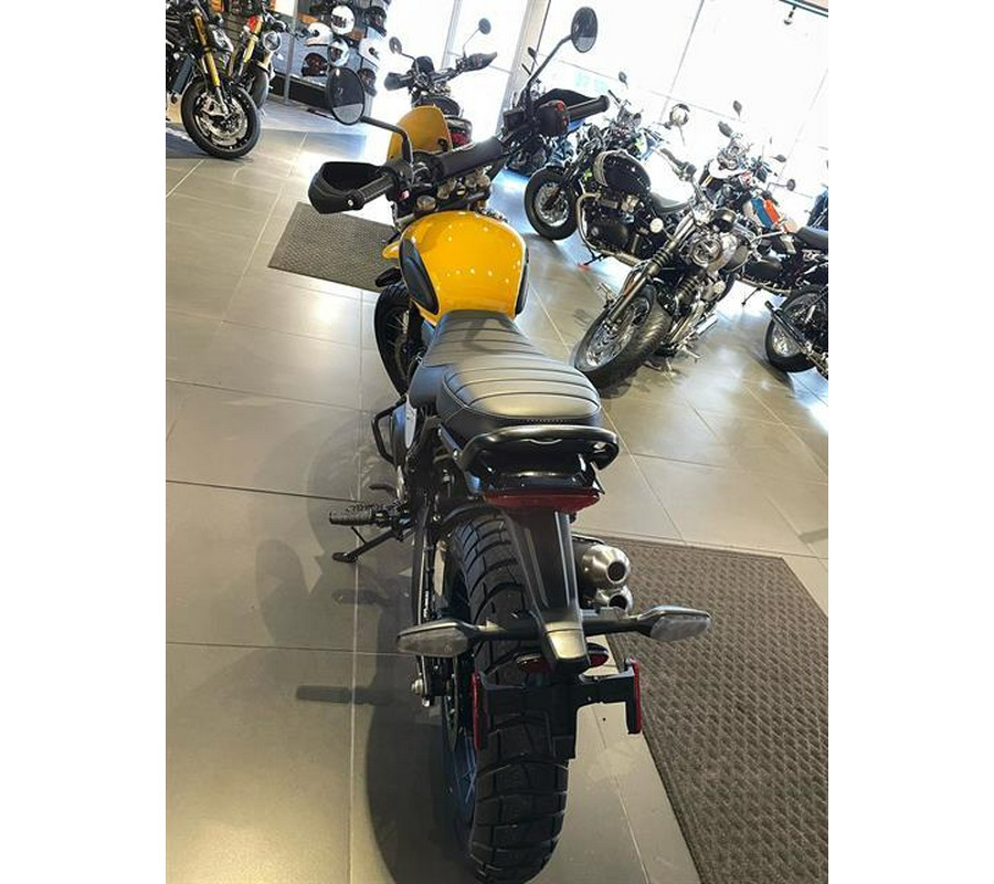 2026 Triumph Scrambler 400 XC