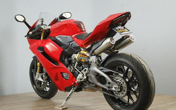 2026 Ducati Panigale V2 S