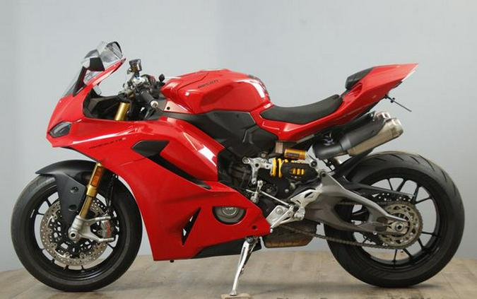 2026 Ducati Panigale V2