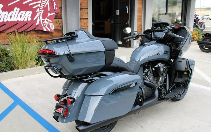 2024 Indian Motorcycle® Pursuit® Dark Horse® with PowerBand Audio Package Stealth Gray