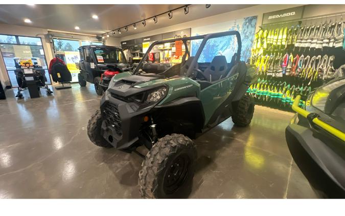 2025 Can-Am Commander DPS 700