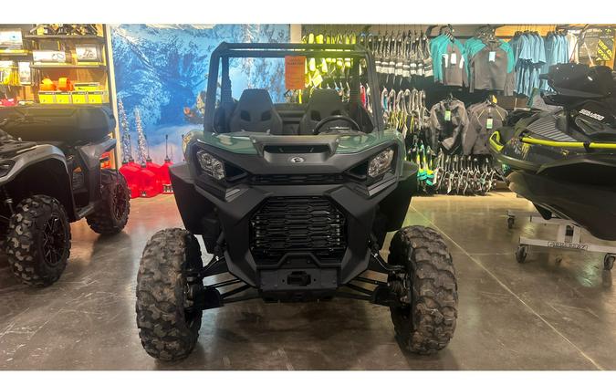 2025 Can-Am Commander DPS 700