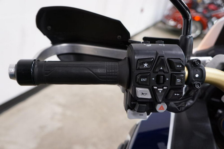 2024 Honda® Africa Twin Adventure Sports ES DCT