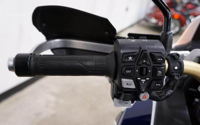 2024 Honda® Africa Twin Adventure Sports ES DCT