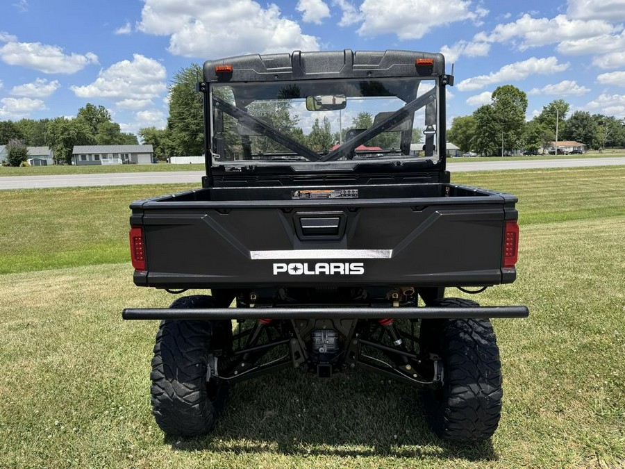 2019 Polaris® Ranger XP® 900 EPS Premium Silver Pearl