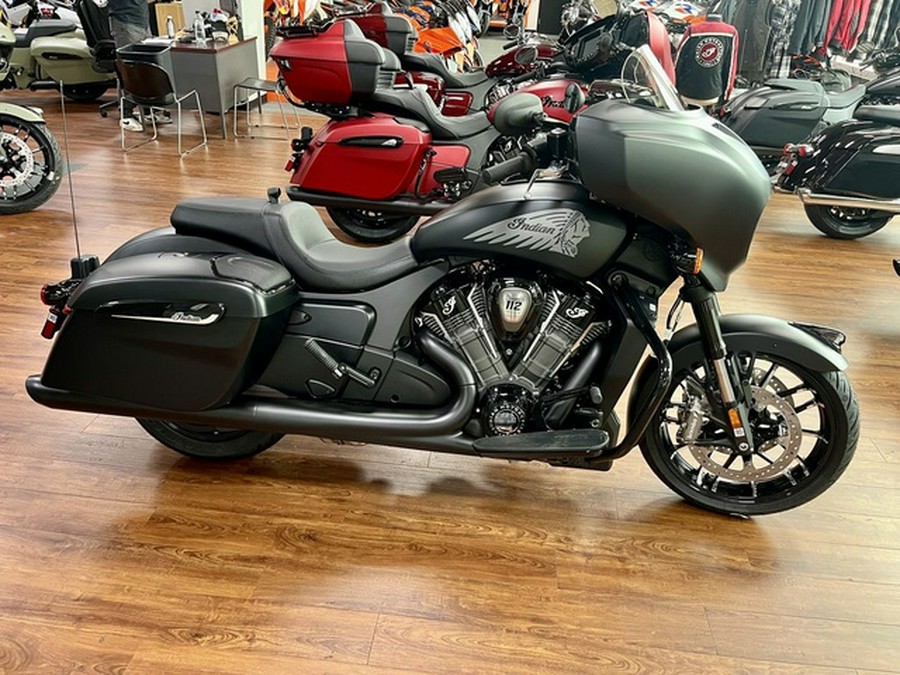 2025 Indian Chieftain Powerplus Dark Horse 112 W/Powerband B