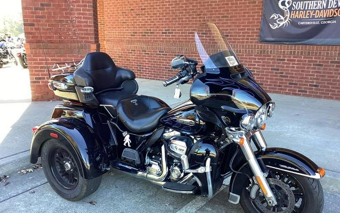 2017 Harley-Davidson® FLHTCUTG - Tri Glide® Ultra