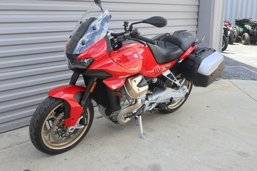 2023 Moto Guzzi V100 Mandello
