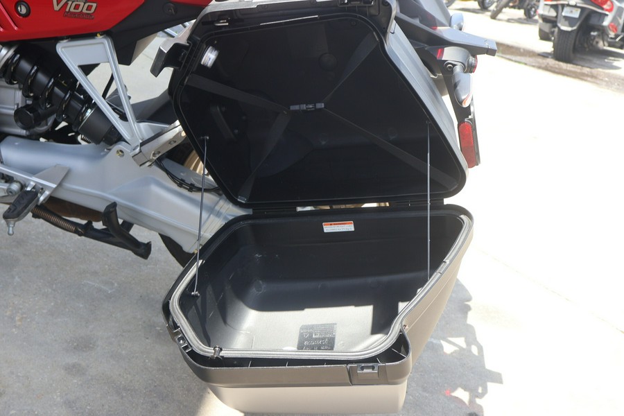 2023 Moto Guzzi V100 Mandello