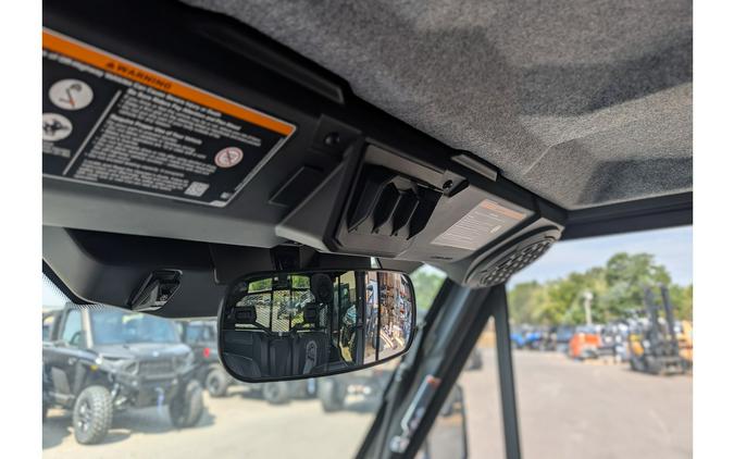 2027 DEFENDER XU MAX LIMITED CAB HD11 - Can-Am