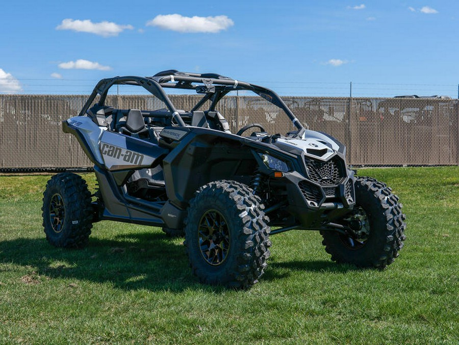 2024 Can-Am® Maverick X3 DS Turbo Catalyst Gray