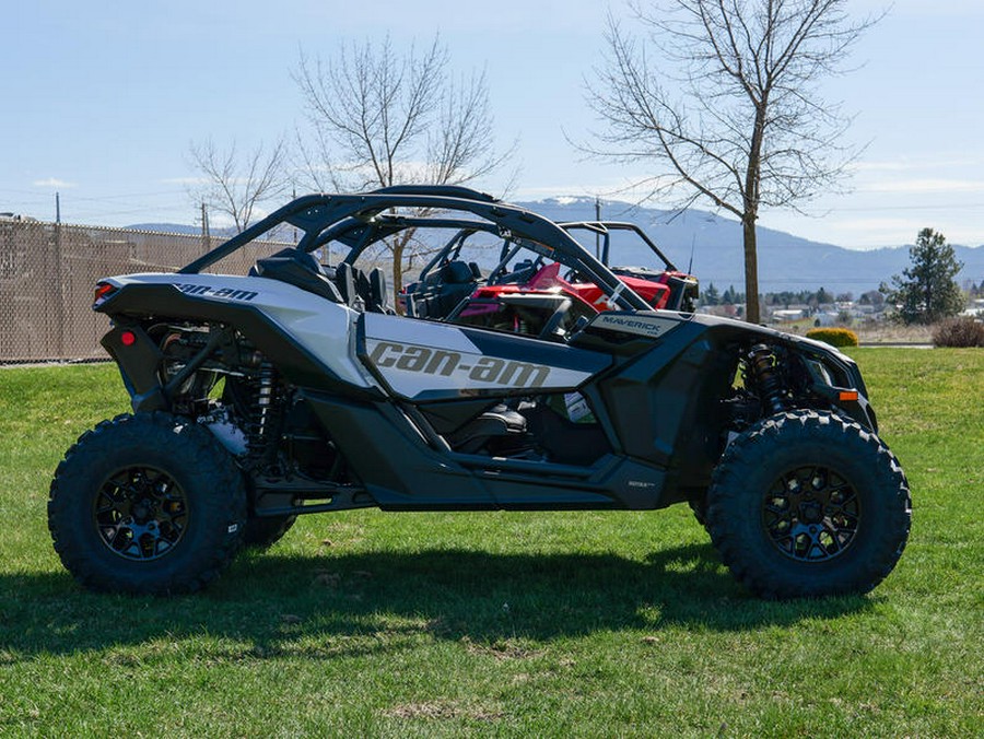 2024 Can-Am® Maverick X3 DS Turbo Catalyst Gray