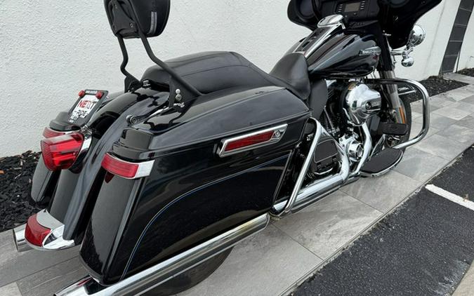 2014 Harley-Davidson Touring FLHTCU - Electra Glide Ultra Classic