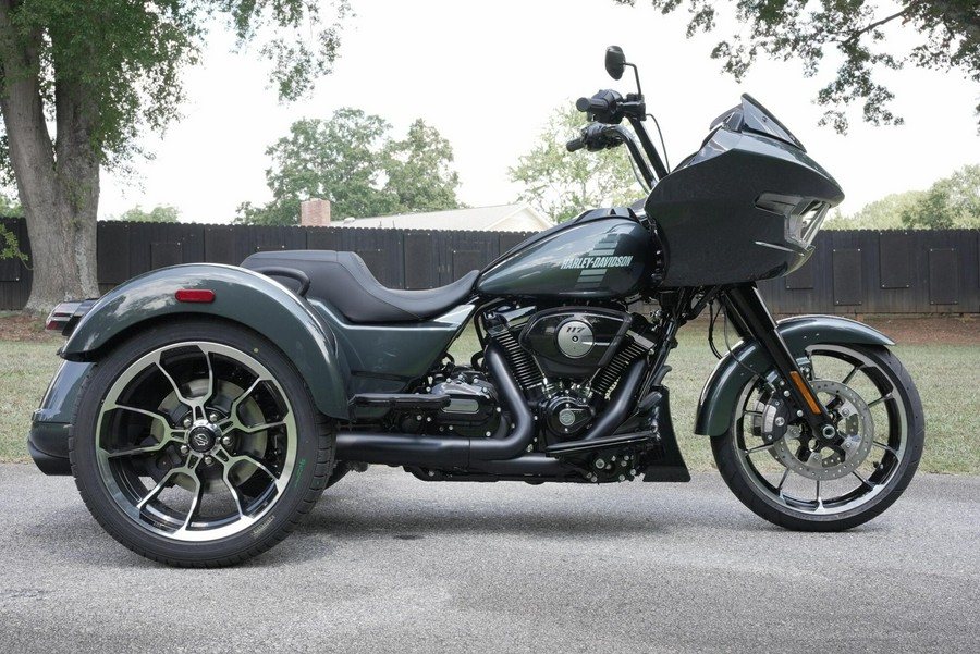 FLTRT 2026 Road Glide 3
