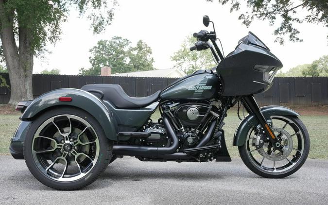 FLTRT 2026 Road Glide 3
