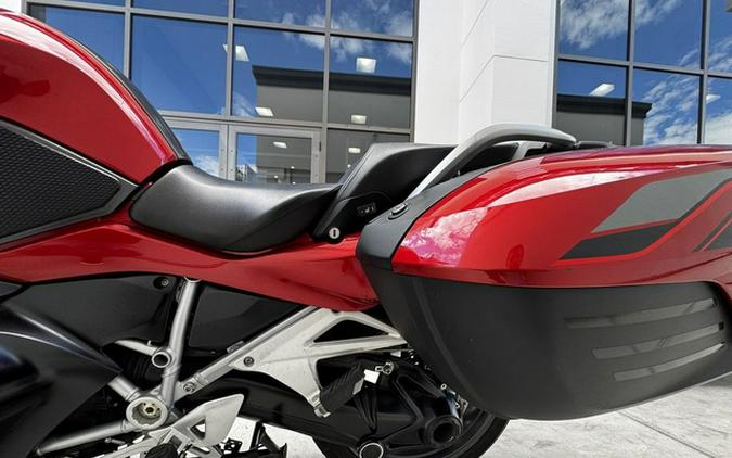 2019 BMW R 1250 RT Mars Red MetallicDark Slate Metallic Style