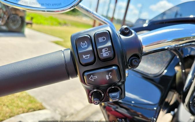 Harley-Davidson 2024 Road Glide 3