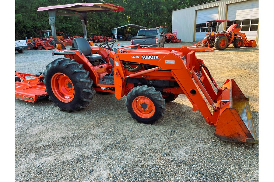 Kubota L3710