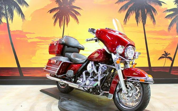 2010 Harley-Davidson® FLHTC - Electra Glide® Classic