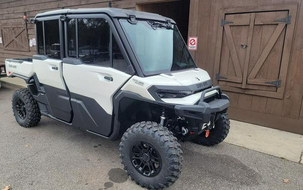 2026 Can-Am® Defender MAX Limited HD11