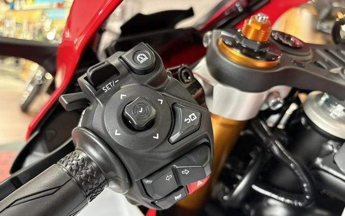 2026 Yamaha YZF-R7 70th Anniversary Edition