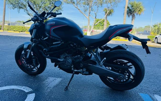 2019 Ducati Monster 821 Stealth