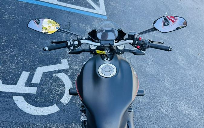 2019 Ducati Monster 821 Stealth