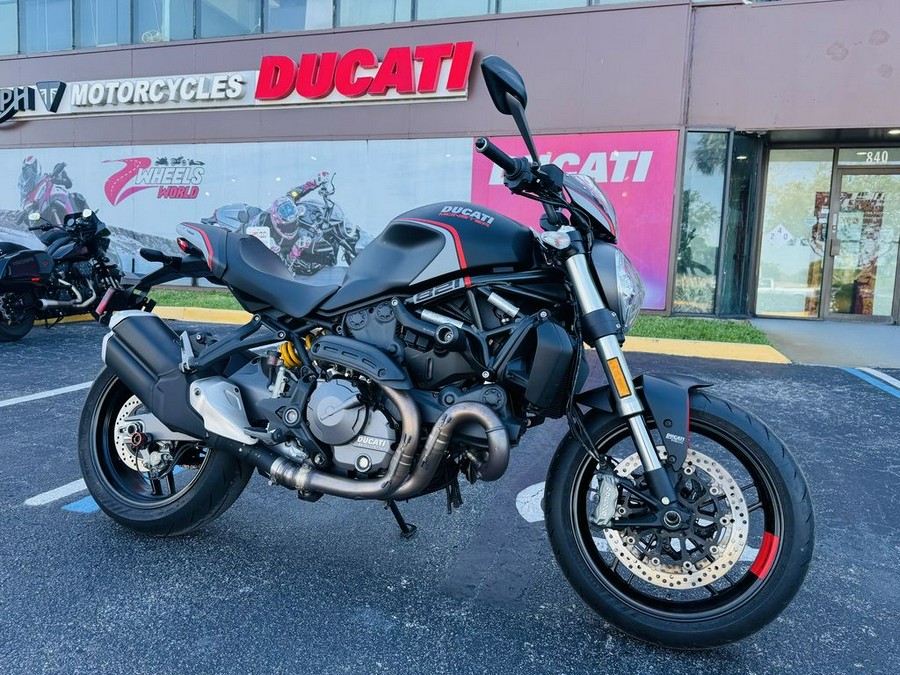 2019 Ducati Monster 821 Stealth