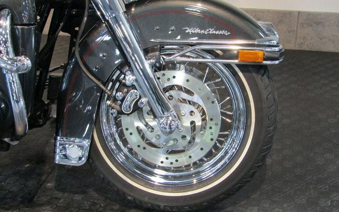 2006 Harley-Davidson® FLHTCUI - Ultra Classic® Electra Glide®