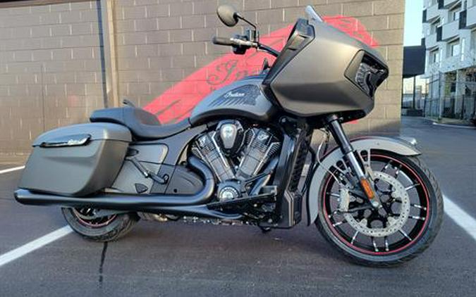 2023 Indian Motorcycle Challenger® Dark Horse®