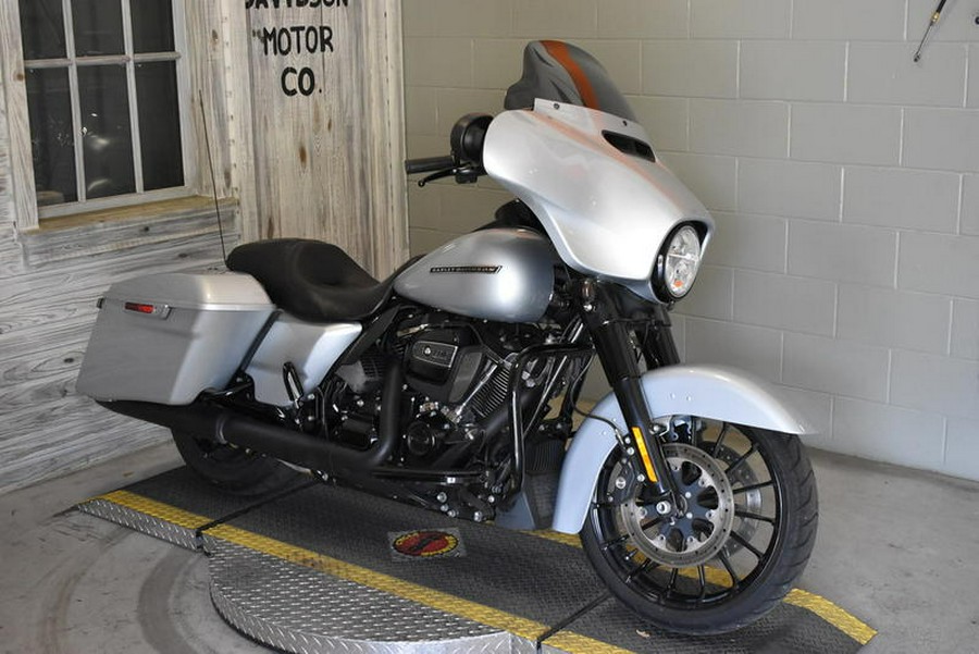 2019 Harley-Davidson® FLHXS - Street Glide® Special