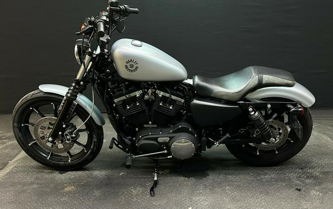 Harley-Davidson Iron 883 2020 XL 883N SILVER