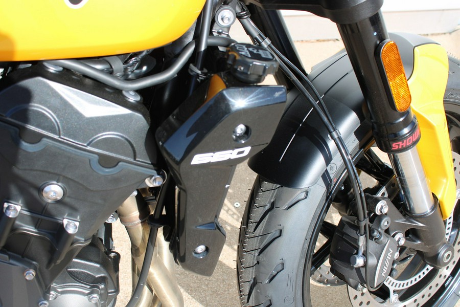 2025 Triumph Trident 660