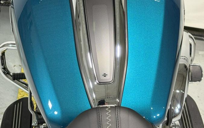 2026 Harley-Davidson® Road Glide® Teal Thunder / Vivid Black Trim Chrome