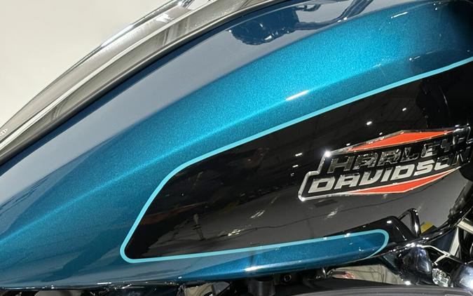 2026 Harley-Davidson® Road Glide® Teal Thunder / Vivid Black Trim Chrome