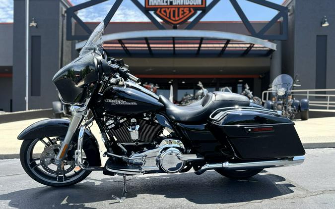 FLHX 2019 Street Glide®