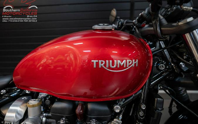 2023 Triumph Bonneville Bobber Red Hopper