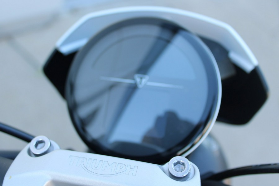 2025 Triumph Trident 660 Triple Tribute Edition