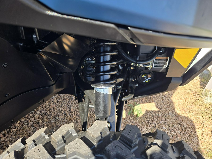 2026 CAN-AM DEFENDER 6X6 LIMITED HD10