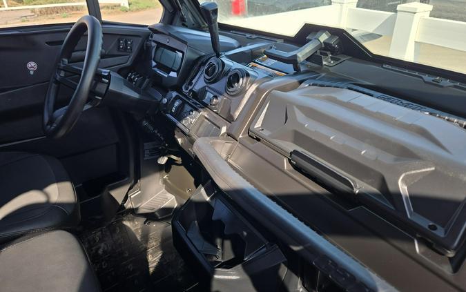 2026 CAN-AM DEFENDER 6X6 LIMITED HD10