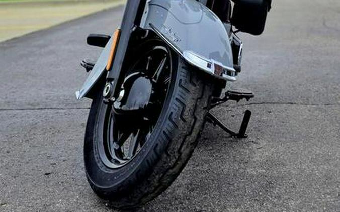 2026 Harley-Davidson® FLHC - Heritage Classic