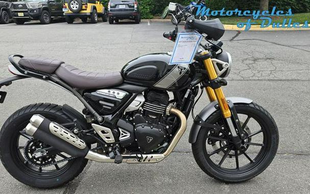 new 2024 Triumph Scrambler 400X