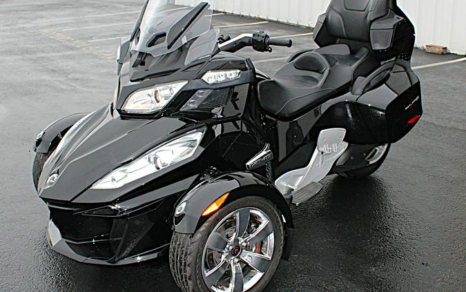2016 Can-Am Spyder RT SE6