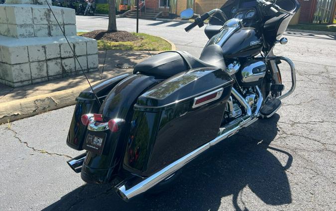 2023 FLTRX Road Glide®