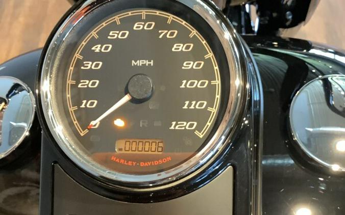 Harley-Davidson Road King Special 2024 FLHRXS T77-24 VIVID BLACK