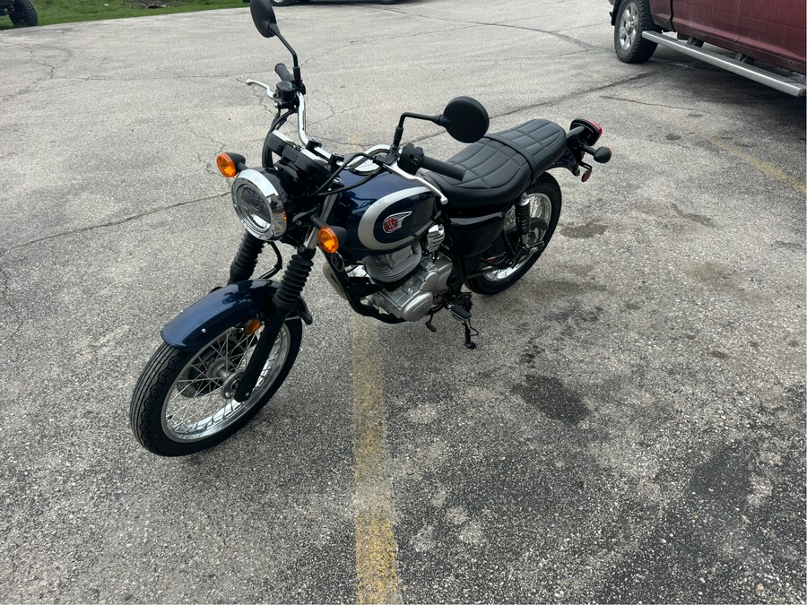 2025 Kawasaki W230 ABS