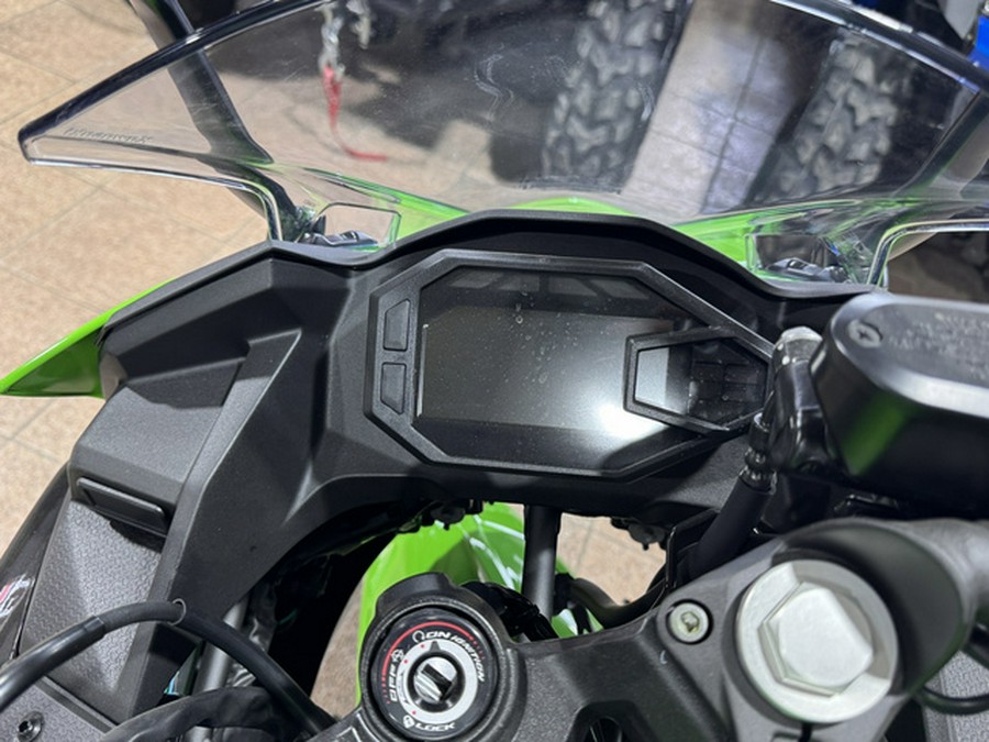 2025 Kawasaki Ninja 500 KRT Edition SE ABS