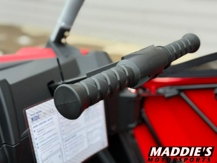 2026 Polaris RZR 200 EFI